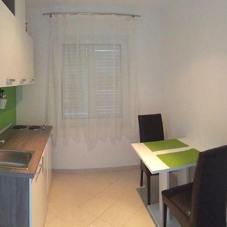 Apartmani Irena Jezevac Krk Town Exterior photo