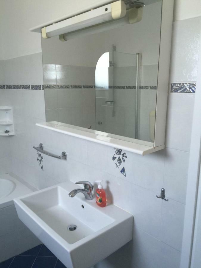 Apartmani Irena Jezevac Krk Town Exterior photo